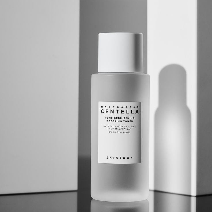 SKIN1004 – Tónico Iluminador Boosting de Centella de Madagascar – 210 ml